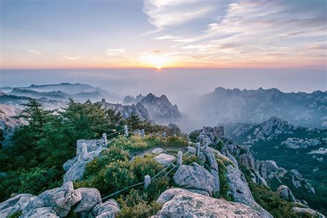 如何坐車去嶗山：嶗山的風景與其交通方式，是否僅僅是車路而已？